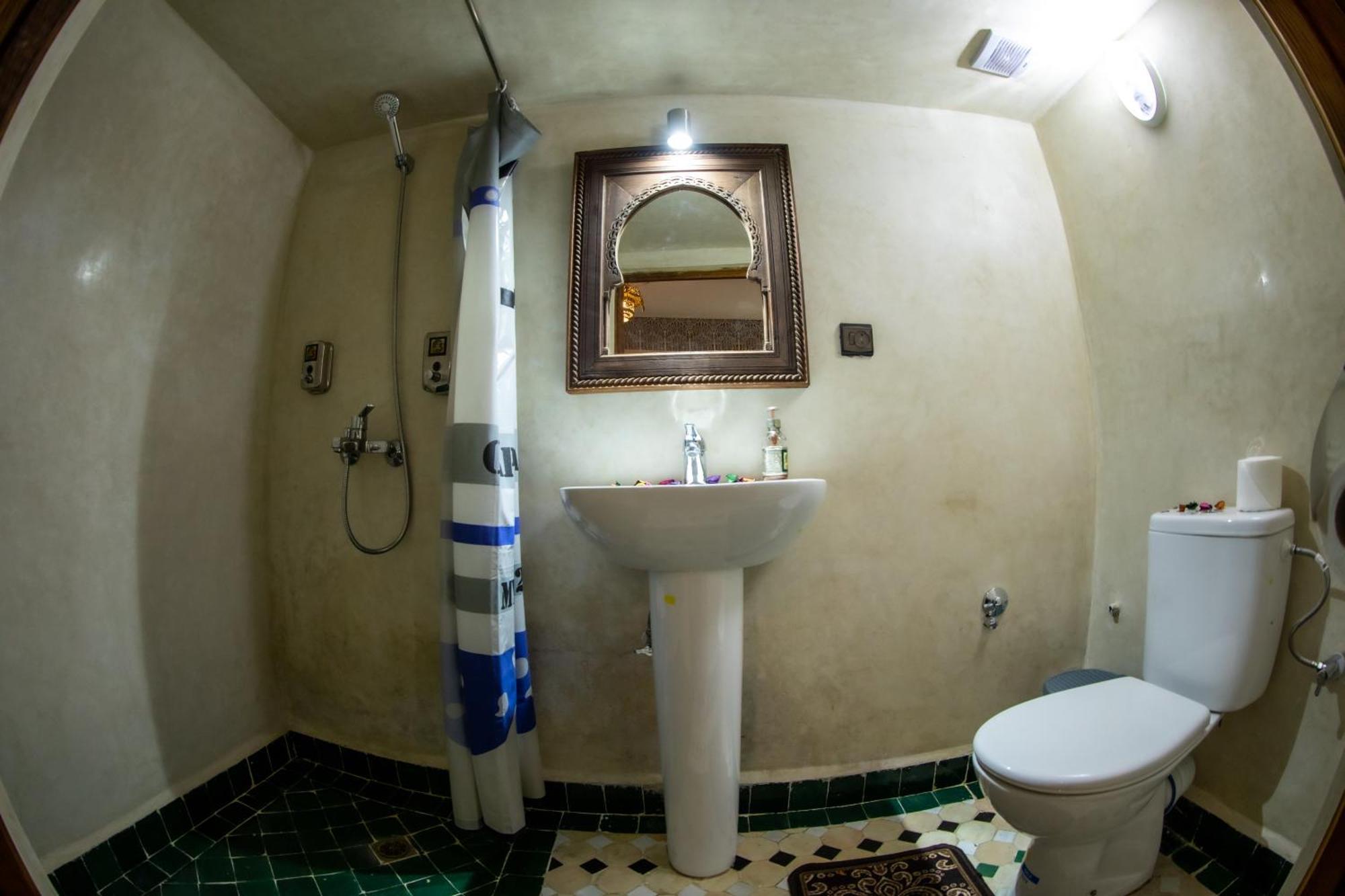 Hotel Dar Alhaja Rahma Fez Exterior foto